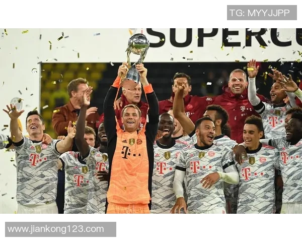 拜仁与多特蒙德超级杯巅峰对决揭幕战精彩回顾与赛后分析