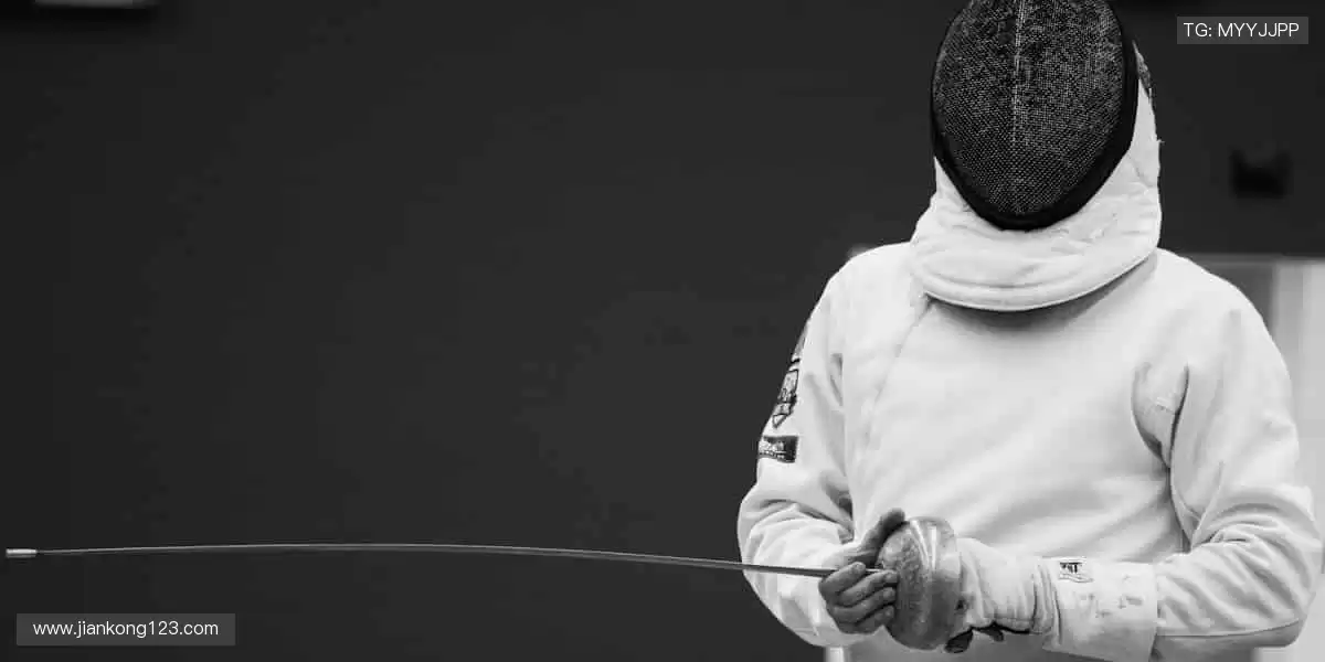 实时弹幕，边看边聊，做赛场最活跃的观众！💬🎉